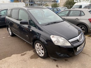 Location: North Woolwich - 2010 VAUXHALL ZAFIRA DESIGN MPV REG: LS60WAE, Keys: No, MOT Expiry date: 02/01/2024, 1598 Petrol, 5 Speed Manual Petrol, Former Keepers: 4