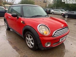 Location: North Woolwich - 2007 MINI ONE 3 Door Hatchback REG: SM57UGV, Keys: No, MOT Expiry date: 01/09/2025, 1397 Petrol, 6 Speed Manual Petrol, Former Keepers: 13