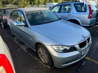 Location: North Woolwich - 2007 BMW 318I SE AUTO 4 Door Saloon REG: SD07BXA, Keys: No, MOT Expiry date: 09/04/2024, 1995 Petrol, 6 Speed Auto Petrol, Former Keepers: 4