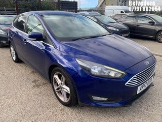 Location: Belvedere - 2017 FORD FOCUS ZETEC EDITION 5 DOOR HATCHBACK REG: AP17OTR, 999cc PETROL, 5 SPEED MANUAL PETROL, Former Keepers: 2, Keys: Yes, MOT Expiry date: 26.03.2025