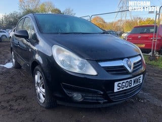 Location: Mitcham - 2008 VAUXHALL CORSA DESIGN 5 Door Hatchback REG: SG08MWE, Keys: No, MOT Expiry date: 16/09/2025, 1229 Petrol, 5 Speed Manual Petrol, Former Keepers: 5