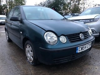 Location: Mitcham - 2004 VOLKSWAGEN POLO TWIST 5 Door Hatchback REG: CW54CYH, Keys: No, MOT Expiry date: 31/07/2024, 1198 Petrol, 5 Speed Manual Petrol, Former Keepers: 4