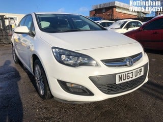 Location: Nottingham - 2013 VAUXHALL ASTRA ENERGY 5 DOOR HATCHBACK REG: NU63UHP, 1398cc PETROL, 5 SPEED MANUAL PETROL, Former Keepers: 2, Keys: Yes, MOT Expiry date: 08/05/2024