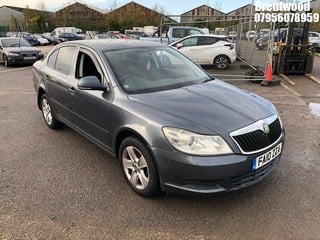 Location: BRENTWOOD - 2010 SKODA  OCTAVIA S TSI S-A 5 Door Hatchback REG: FA10ZZA, 1390cc Petrol , 7 Speed S-Auto Petrol, Former Keepers: 7, Keys: No, MOT: Expiry date03/05/2025