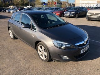 Location: Brentwood - 2012 VAUXHALL ASTRA SRI 5 DOOR HATCHBACK REG: PO12WYL, 1398cc PETROL, 5 SPEED MANUAL PETROL, Former Keepers: 2, Keys: Yes, MOT Expiry date: 28/05/2025