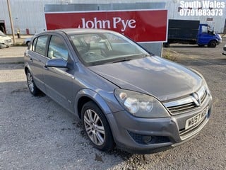 Location: South Wales - 2007 VAUXHALL ASTRA DESIGN 5 Door Hatchback REG: WU57WDE, Keys: No, MOT Expiry date: 01/11/2024, 1598 Petrol, 5 Speed Manual Petrol, Former Keepers: 3