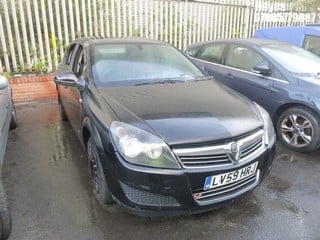 Location:  Hayes - 2009 VAUXHALL ASTRA LIFE A/C 5 Door Hatchback REG: LV59HRJ, Keys: No, MOT Expiry date: 22/07/2024, 1598 Petrol, 5 Speed Manual Petrol, Former Keepers: 4