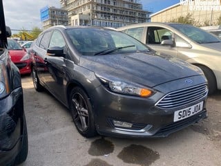 Location: North Woolwich - 2015 FORD FOCUS TITANIUM X Estate REG: SD15JOA, Keys: No, MOT Expiry date: 04/01/2025, 1498 Petrol, 5 Speed Manual Petrol, Former Keepers: 7