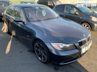 Location: BELVEDERE - 2005 BMW 325I SE AUTO 	 4 DOOR SALOON REG: 2TOX, 2497cc PETROL, 6 SPEED AUTO PETROL, Former Keepers: 3, Keys: No, MOT: Expiry date20/05/2025