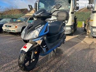 Location: Mitcham - 2022 LEXMOTO TITAN 125 Motorcycle REG: LX71XJA, Keys: No, MOT Expiry date: 15/02/2025, 125 Petrol, AUTOMATIC, Former Keepers: 1