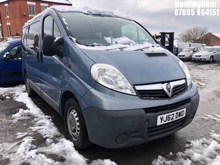 Location: Nottingham - 2012 VAUXHALL VIVARO 2900 COMBI CDTI S- MPV REG: YJ62DWO, Keys: No, MOT Expiry date: 19/09/2024, 1995 Diesel, 6 Speed Semi Auto Diesel, Former Keepers: 3