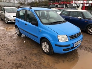 Location: Peterborough - 2004 FIAT PANDA DYNAMIC 5 Door Hatchback REG: WN54NUV, Keys: No, MOT Expiry date: 04/08/2024, 1242 Petrol, 5 Speed Manual Petrol, Former Keepers: 11