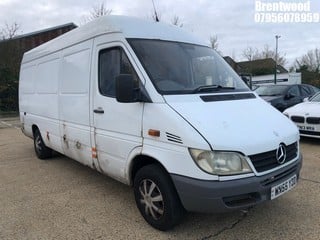 Location: BRENTWOOD - 2005 MERCEDES SPRINTER 311 CDI LWB PANEL VAN REG: WN55YDD, 2148cc DIESEL, 5 SPEED MANUAL DIESEL, Former Keepers: 8, Keys: No, MOT: Expiry date11/02/2025