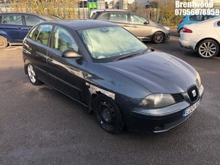 Location: Brentwood - 2004 SEAT IBIZA SX 3 Door Hatchback REG: EO04WEA, Keys: No, MOT Expiry date: 02/03/2024, 1198 Petrol, 5 Speed Manual Petrol, Former Keepers: 2