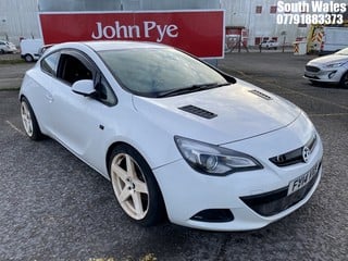 Location: South Wales - 2014 VAUXHALL  ASTRA GTC SPORT S/S 3 Door Hatchback REG: FV14VXB, Keys: No, MOT Expiry date: 29/06/2022, 1364 Petrol, 6 Speed Manual Petrol, Former Keepers: 7