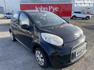 Location: South Wales - 2010 CITROEN C1 VTR+ 5 Door Hatchback REG: WV60AGU, Keys: No, MOT Expiry date: 08/08/2024, 998 Petrol, 5 Speed Manual Petrol, Former Keepers: 2