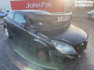 Location: South Wales - 2008 VAUXHALL ASTRA SRI CDTI 100 3 Door Hatchback REG: EJ07JAY, Keys: No, MOT Expiry date: 12/10/2024, 1686 Diesel, 5 Speed Manual Diesel, Former Keepers: 8