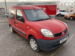 Location: South Wales - 2007 RENAULT KANGOO AUTHENTIQUE MPV REG: RX07FPA, Keys: No, MOT Expiry date: 29/05/2024, 1149 Petrol, 5 Speed Manual Petrol, Former Keepers: 5