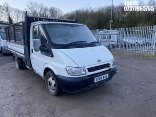 Location: Leeds - 2004 FORD TRANSIT 350 MWB TD Dropside Lorry REG: EO04WJE, Keys: No, MOT Expiry date: 20-03-2024, 2402 Diesel, 5 Speed Manual Diesel, Former Keepers: 4