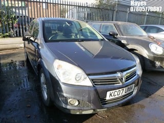 Location:  Hayes - 2007 VAUXHALL ASTRA DESIGN 5 Door Hatchback REG: KC07UNH, Keys: No, MOT Expiry date: 11/10/2024, 1598 Petrol, 5 Speed Manual Petrol, Former Keepers: 6