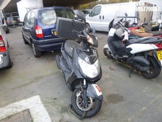 Location:  Hayes - 2013 YAMAHA NXC 125 CYGNUS Scooter REG: EA13ZTP, Keys: No, MOT Expiry date: 08/04/2025, 124 Petrol, AUTOMATIC, Former Keepers: 7