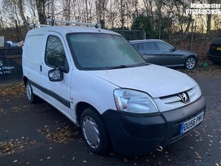 Location: Manchester - 2006 PEUGEOT PARTNER LX 600 HDI Car Derived Van REG: DU56PMY, 1997 Diesel, 5 Speed Manual Diesel, Former Keepers: 7, Keys: No, MOT Expiry date: 13/12/2024