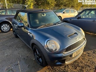 Location: North Woolwich - 2009 MINI  COOPER S Convertible REG: LO09DXG, Keys: Yes, MOT Expiry date: 29/03/2025, 1598 Petrol, 6 Speed Manual Petrol, Former Keepers: 2