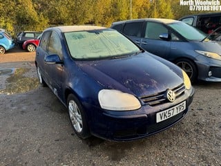 Location: North Woolwich - 2007 VOLKSWAGEN GOLF MATCH FSI 115 5 Door Hatchback REG: VK57YRS, Keys: No, MOT Expiry date: 12/04/2025, 1598 Petrol, 6 Speed Manual Petrol, Former Keepers: 7