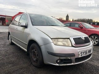 Location: Edinburgh - 2006 SKODA FABIA AMBIENTE 12V HTP 5 Door Hatchback REG: SY56NMF, Keys: No, MOT Expiry date: 20/11/2021, 1198 Petrol, 5 Speed Manual Petrol, Former Keepers: 10