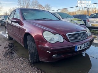 Location: Mitcham - 2003 MERCEDES C180 KOMP. CLASSIC SE A 4 Door Saloon REG: KW03KTD, Keys: No, MOT Expiry date: 15/09/2024, 1796 Petrol, 5 Speed Auto Petrol, Former Keepers: 4