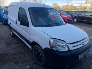 Location: Mitcham - 2005 CITROEN BERLINGO 600D LX Car Derived Van REG: GY55BPO, Keys: No, MOT Expiry date: 14/04/2024, 1868 Diesel, 5 Speed Manual Diesel, Former Keepers: 9