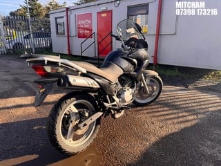 Location: Mitcham - 2010 HONDA XL 125 V-9 Motorcycle REG: WV60ETY, Keys: No, MOT Expiry date: 22/06/2023, 125 Petrol, MANUAL, Former Keepers: 5