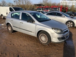 Location: Peterborough - 2005 VAUXHALL ASTRA LIFE CDTI 5 Door Hatchback REG: FL05XMC, Keys: No, MOT Expiry date: 29/11/2024, 1686 Diesel, 5 Speed Manual Diesel, Former Keepers: 3