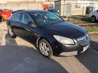 Location: Brentwood - 2013 VAUXHALL INSIGNIA EXCLUSIV CDTI 5 Door Hatchback REG: DV13WYA, Keys: No, MOT Expiry date: 21/03/2025, 1956 Diesel, 6 Speed Manual Diesel, Former Keepers: 7