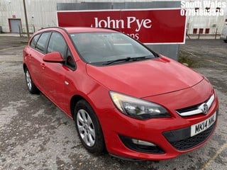 Location: South Wales - 2014  VAUXHALL ASTRA DESIGN CDTI ECOFLEX Estate REG: MK14NWL, 1598cc Diesel , 6 Speed Manual Diesel, Former Keepers: 1, Keys: Yes, MOT Expiry date: 10/08/2025