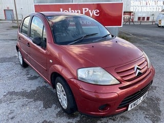 Location: South Wales - 2007 CITROEN C3 DESIRE 5 Door Hatchback REG: VN07JWW, Keys: No, MOT Expiry date: 27/05/2024, 1360 Petrol, 5 Speed Manual Petrol, Former Keepers: 5