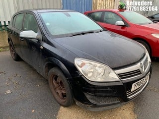 Location: BELVEDERE - 2010 VAUXHALL ASTRA ACTIVE 	 5 DOOR HATCHBACK REG: YR60SZZ, 1598cc PETROL, 5 SPEED MANUAL PETROL, Former Keepers: 3, Keys: No, MOT: Expiry date29.03.2025