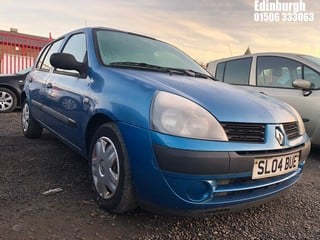 Location: Edinburgh - 2004 RENAULT CLIO EXPRESSION 16V 5 Door Hatchback REG: SL04BUE, Keys: No, MOT Expiry date: 08/05/2024, 1149 Petrol, 5 Speed Manual Petrol, Former Keepers: 3