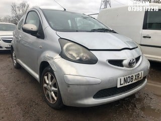 Location: Mitcham - 2008 TOYOTA AYGO PLATINUM VVT-I 3 Door Hatchback REG: LN08XRJ, Keys: No, MOT Expiry date: 14/08/2024, 998 Petrol, 5 Speed Manual Petrol, Former Keepers: 4