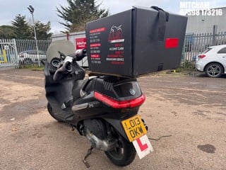 Location: Mitcham - 2013 PIAGGIO XEVO 125 Scooter REG: LO13OKW, Keys: No, MOT Expiry date: 24/11/2024, 124 Petrol, automatic, Former Keepers: 4