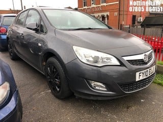 Location: Nottingham - 2010 VAUXHALL ASTRA EXCLUSIV 113 5 Door Hatchback REG: FY10ELJ, Keys: No, MOT Expiry date: 21/11/2024, 1598 Petrol, 5 Speed Manual Petrol, Former Keepers: 8