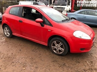 Location: Peterborough - 2007 FIAT GRANDE PUNTO ACTIVE 77 3 Door Hatchback REG: YY57DMX, Keys: No, MOT Expiry date: 10/09/2024, 1368 Petrol, 5 Speed Automatic Petrol, Former Keepers: 8