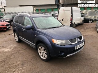 Location: BRENTWOOD - 2009 MITSUBISHI  OUTLANDER ELEGANCE A 	 ESTATE REG: PX59EEU, 2360cc PETROL, 6 SPEED AUTO PETROL, Former Keepers: 5, Keys: No, MOT: Expiry date08/11/2025