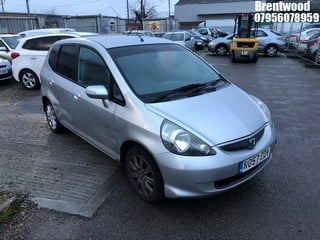 Location: BRENTWOOD - 2007 HONDA JAZZ SE 	 5 DOOR HATCHBACK REG: RO57CDV, 1339cc PETROL, 5 SPEED MANUAL PETROL, Former Keepers: 8, Keys: No, MOT: Expiry date21/11/2024