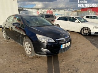 Location: Leeds - 2010 VAUXHALL ASTRA EXCLUSIV AUTO 5 Door Hatchback REG: KN60ZFL, Keys: No, MOT Expiry date: 20-01-2025, 1598 Petrol, 6 Speed Auto Petrol, Former Keepers: 8