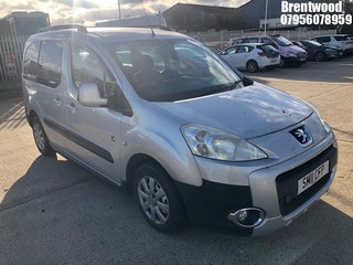 Location: BRENTWOOD - 2011 PEUGEOT PARTNER TEPEE OUTDOOR HDI 	 MPV REG: SM11CFP, 1560cc DIESEL, 5 SPEED MANUAL DIESEL, Former Keepers: 7, Keys: No, MOT: Expiry date17/04/2025