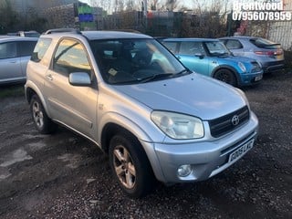 Location: Brentwood - 2005 TOYOTA RAV4 XT3 VVTI Estate REG: GD05LKC, Keys: No, MOT Expiry date: 16/04/2025, 1998 Petrol, 5 Speed Manual Petrol, Former Keepers: 3