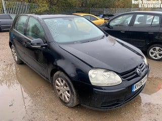 Location: North Woolwich - 2006 VOLKSWAGEN GOLF FSI SE 5 Door Hatchback REG: RV06AYH, Keys: No, MOT Expiry date: 29/03/2024, 1598 Petrol, 6 Speed Manual Petrol, Former Keepers: 4