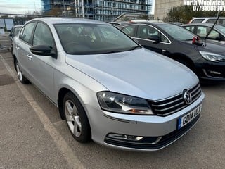 Location: North Woolwich - 2014 VOLKSWAGEN  PASSAT S BLUEMOTN TECH TD 4 Door Saloon REG: GD14ULX, Keys: No, MOT Expiry date: 24/04/2024, 1968 Diesel, 6 Speed Semi Auto Diesel, Former Keepers: 3