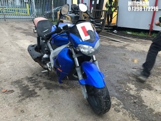 Location: Mitcham - 2002 GILERA DNA 125 Scooter REG: BD02HBH, Keys: No, MOT Expiry date: 10/03/2009, 124 Petrol, MANUAL, Former Keepers: 5